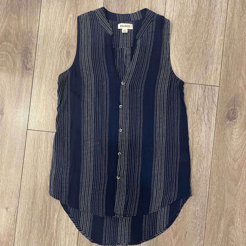 Rag and Poets sleeveless blouse
